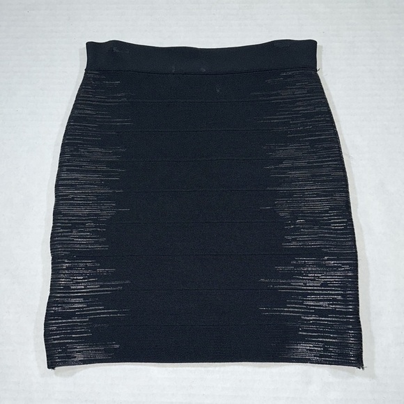 Black Guess Bandage Style Mini Skirt - Picture 2 of 6